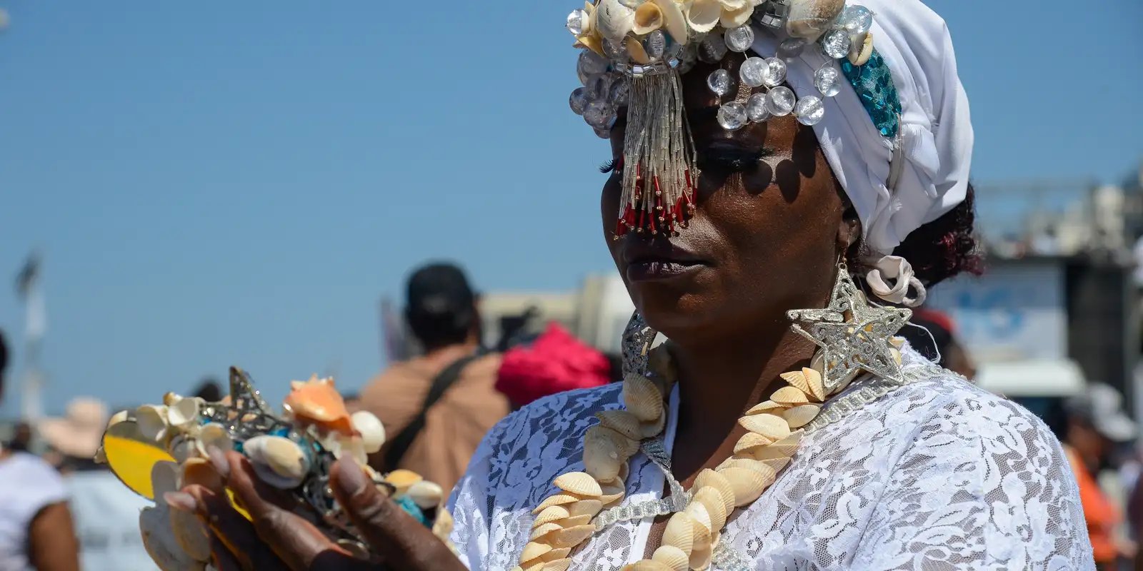 Eleitores de religiões afro se sentem invisíveis em campanha eleitoral