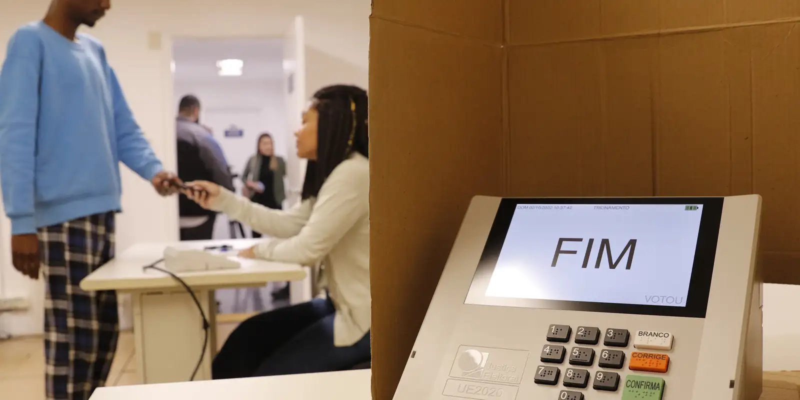 TRE-RJ alerta eleitores sobre alteração no local de votação